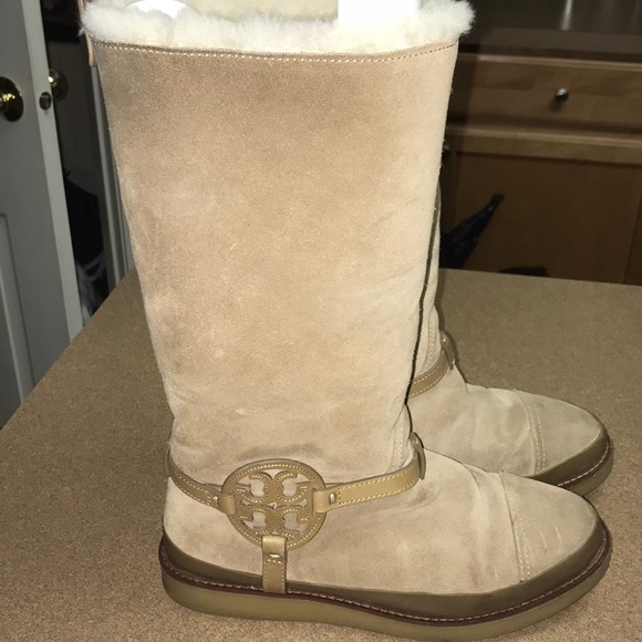 Tory Burch Dana Desert Shearling Boots - Picture 3 of 8